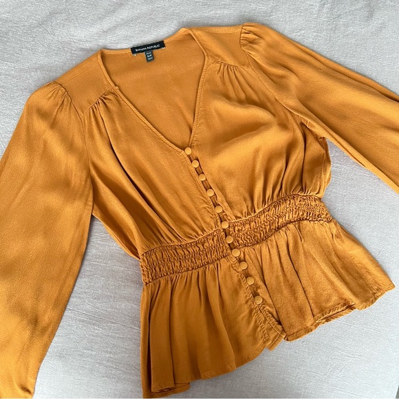 Banana Republic Marigold Peplum Top - Picture 3 of 5